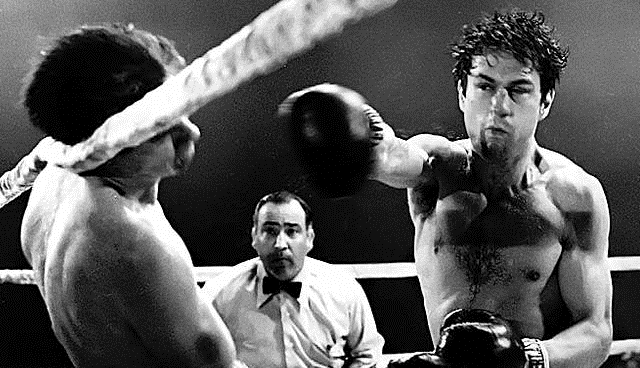Robert de Niro se preparó para su papel en Toro Salvaje [1980] participando en tres combates de boxeo amateur; llegó a engordar 27 kilos en cuatro meses para interpretar a un Jake La Motta envejecido.